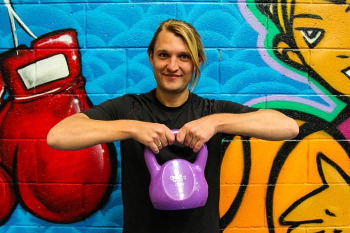 Deaf gym junkie’s Auslan fitness classes believed to be Australian&nbsp;first
